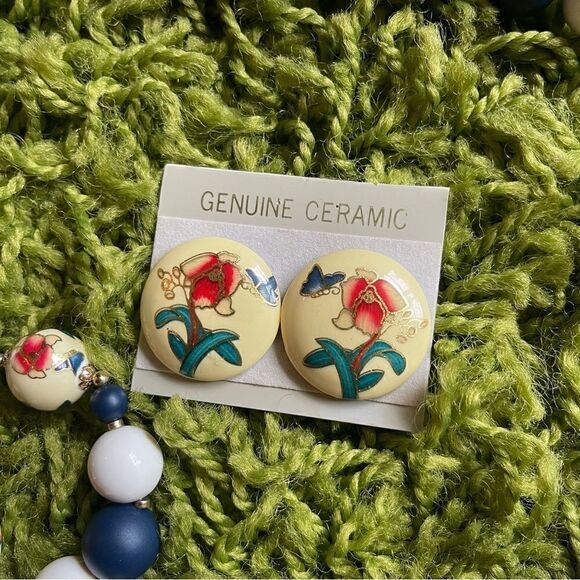 VINTAGE CERAMIC NECKLACE EARRING SET - Picture 6 of 7